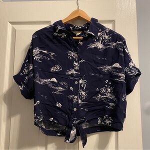 Aeropostale Women’s Navy Blue Tropical Print Blouse - Short Sleeve Button Up
